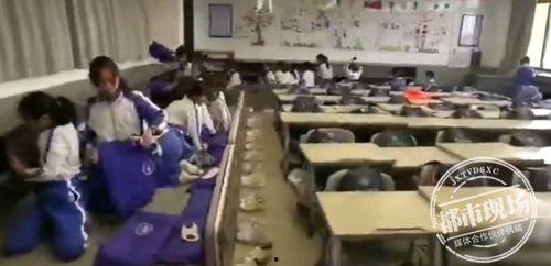 沈阳教室吃瓜事件视频,校园内幕引发热议