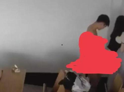 吃瓜学生教室视频,学生视频引发热议